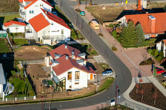 New development area An den Tongruben in Rheinzabern in the state Rhineland-Palatinate, Germany from a drone