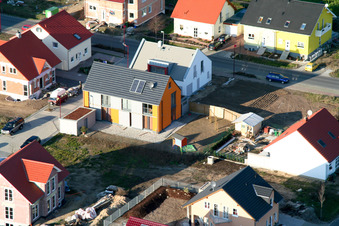 New development area An den Tongruben in Rheinzabern in the state Rhineland-Palatinate, Germany from a drone