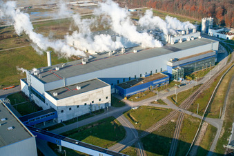 Oblique view of Palm paper mill in the Oberwald industrial area in Wörth am Rhein in the state Rhineland-Palatinate, Germany