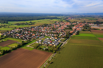 Oblique view of New development area in Holderbusch from the east in Minfeld in the state Rhineland-Palatinate, Germany