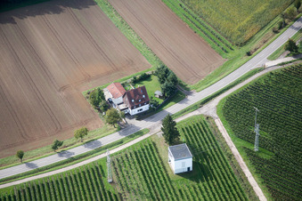 Aerial view of Waldstraße in the district Heuchelheim in Heuchelheim-Klingen in the state Rhineland-Palatinate, Germany