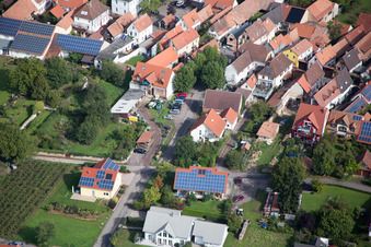 Drone recording of District Heuchelheim in Heuchelheim-Klingen in the state Rhineland-Palatinate, Germany