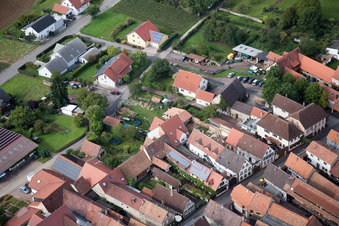 District Heuchelheim in Heuchelheim-Klingen in the state Rhineland-Palatinate, Germany from above