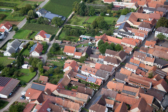 District Heuchelheim in Heuchelheim-Klingen in the state Rhineland-Palatinate, Germany from above
