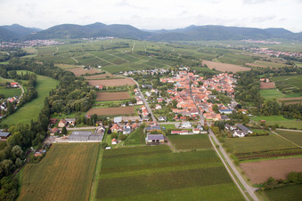 Aerial photograpy of District Klingen in Heuchelheim-Klingen in the state Rhineland-Palatinate, Germany