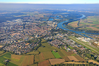 City overview from the south in Speyer in the state Rhineland-Palatinate, Germany