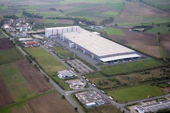 Industrial estate and company settlement Am Roedertor in Donnersdorf in the state Bavaria