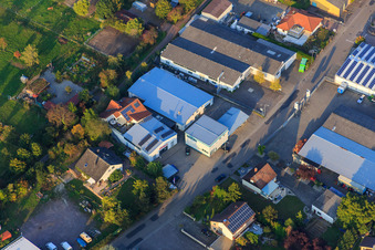 Industrial area Am Kleinwald with embroidery Rieder and Getränke-Trauth GbR Owner N. & C. Lachomski in Herxheim bei Landau in the state Rhineland-Palatinate, Germany