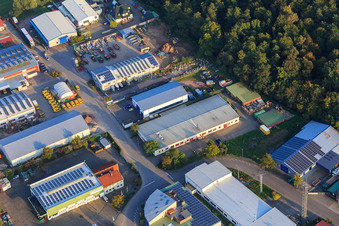 Am Gäxwald industrial area with Nunnenmann GmbH printing company and BETSCH vehicle technology - workshop & car rental in Herxheim bei Landau in the state Rhineland-Palatinate, Germany