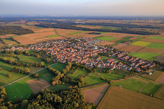 Aerial view of Village view from the northwest in Steinweiler in the state Rhineland-Palatinate, Germany