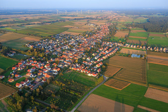 Village overview from the west in Freckenfeld in the state Rhineland-Palatinate, Germany seen from above