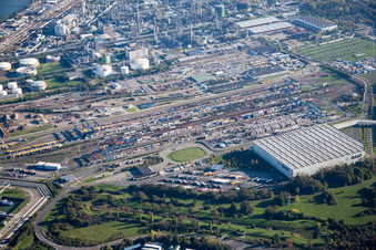 From the north in the district BASF in Ludwigshafen am Rhein in the state Rhineland-Palatinate, Germany from above