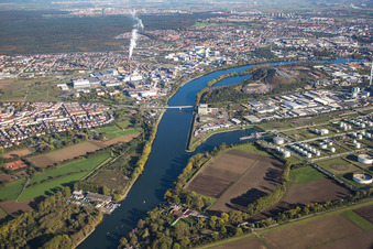 Aerial view of Bonadieshafen, Friesenheim Island in the district Neckarstadt-West in Mannheim in the state Baden-Wuerttemberg, Germany