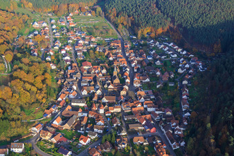 Aerial view of Village view in the autumnal Palatinate Forest from the west in Vorderweidenthal in the state Rhineland-Palatinate, Germany