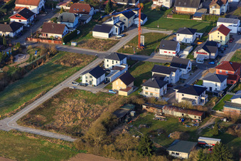 Aerial view of Holderbusch new development area from the northeast in Minfeld in the state Rhineland-Palatinate, Germany