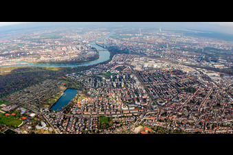 City view on the river bank of Rhein between Ludwigshafen and the district Lindenhof in Mannheim in the state Baden-Wurttemberg, Germany