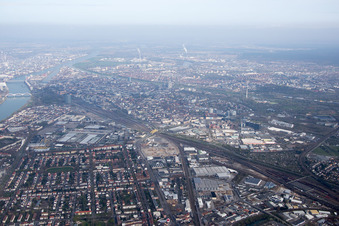 Aerial photograpy of Lindenhof in the district Niederfeld in Mannheim in the state Baden-Wuerttemberg, Germany
