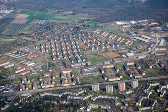 Settlement area in the district Kaefertal in Mannheim in the state Baden-Wurttemberg, Germany