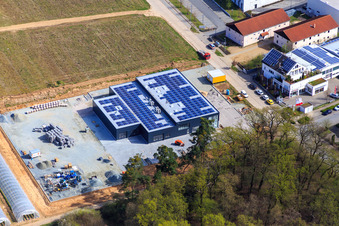 Aerial view of Autohaus Alsbach Bayram GmbH - Alsbach-Hähnlein in the district Sandwiese in Alsbach-Hähnlein in the state Hesse, Germany