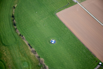 Aerial view of Grounds of the Golf course at Golf Sport Park Gross-Zimmern in Gross-Zimmern in the state Hesse, Germany