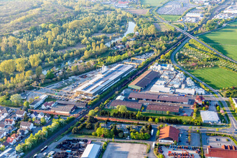 Aerial photograpy of Building and production halls on the premises of Spannbetonwerke Finger Stockstadt GmbH & Co. KG in Stockstadt am Rhein in the state Hesse, Germany