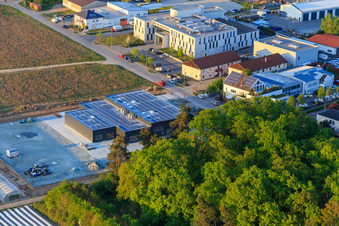 Bird's eye view of Autohaus Alsbach Bayram GmbH - Alsbach-Hähnlein in the district Sandwiese in Alsbach-Hähnlein in the state Hesse, Germany