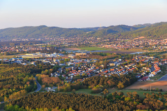 View of the town from the west in the district Sandwiese in Alsbach-Hähnlein in the state Hesse, Germany