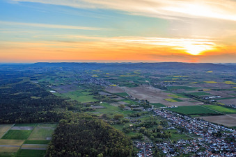 Viestrich on the edge of the Bienwald from the east in the district Schaidt in Wörth am Rhein in the state Rhineland-Palatinate, Germany