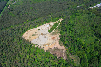 Sand pit of Kalksandsteinwerke Schencking GmbH & Co. KG, Bienwald plant in the district Büchelberg in Wörth am Rhein in the state Rhineland-Palatinate, Germany out of the air