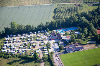 Aerial photograpy of Camping with caravans and tents in the district Ingenheim in Billigheim-Ingenheim in the state Rhineland-Palatinate