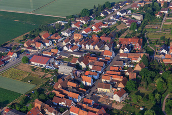 Altsheimer Weg with Z&Y Logistics Group in Ottersheim bei Landau in the state Rhineland-Palatinate, Germany