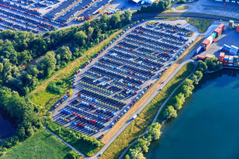 Warehouse for Daimler trucks at Hafenstr in the district Maximiliansau in Wörth am Rhein in the state Rhineland-Palatinate, Germany