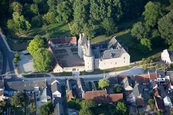 Oblique view of Fougères-sur-Bièvre in the state Loir et Cher, France