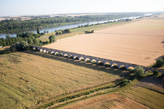 Viaduct near Vineuil/Loire in Vineuil in the state Loir et Cher, France from above