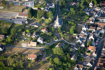 Candé-sur-Beuvron in the state Loir et Cher, France from above