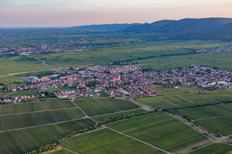From the north in Maikammer in the state Rhineland-Palatinate, Germany