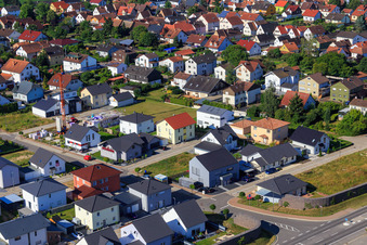 New development area Im Holderbusch in Minfeld in the state Rhineland-Palatinate, Germany from above