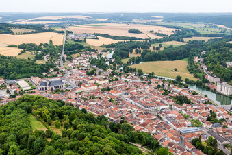 Town on the banks of the river of Maas/Meuse in Saint-Mihiel in Grand Est, France