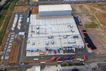 Oblique view of Palatinate Refreshments GmbH in Wörth am Rhein in the state Rhineland-Palatinate, Germany