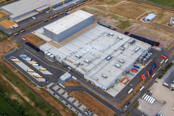 Bird's eye view of Palatinate Refreshments GmbH in Wörth am Rhein in the state Rhineland-Palatinate, Germany