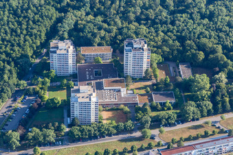 Building the retirement home Wohnstift Karlsruhe e. V. in the district Weiherfeld - Dammerstock in Karlsruhe in the state Baden-Wurttemberg, Germany