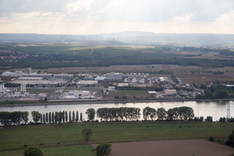 Aerial view of Industrial area N from the east in Worms in the state Rhineland-Palatinate, Germany