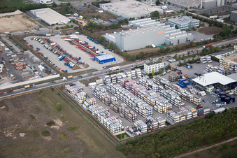 Industrial area Im Langgewan, forwarding company Kube & Kubenz in Worms in the state Rhineland-Palatinate, Germany seen from a drone