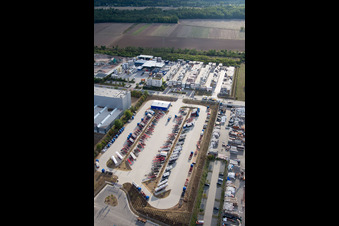 Industrial area Im Langgewan, forwarding company Kube & Kubenz in Worms in the state Rhineland-Palatinate, Germany seen from a drone