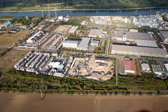 Industrial area Im Langgewan, forwarding company Kube & Kubenz in Worms in the state Rhineland-Palatinate, Germany from the plane