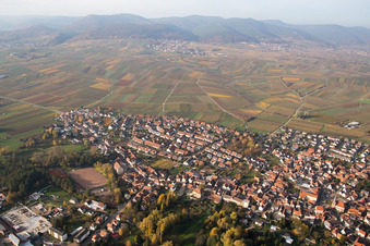 District Godramstein in Landau in der Pfalz in the state Rhineland-Palatinate, Germany from above