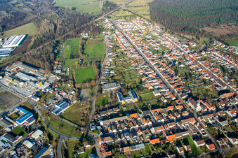 Town View of the streets and houses of the residential areas in the district Huttenheim in Philippsburg in the state Baden-Wurttemberg, Germany