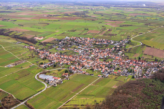 Village view on the edge of the Haardt from the northwest in Oberotterbach in the state Rhineland-Palatinate, Germany
