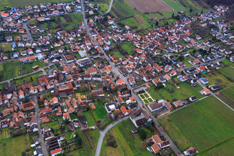 Village overview on the edge of the Haardt from the northeast in Oberotterbach in the state Rhineland-Palatinate, Germany