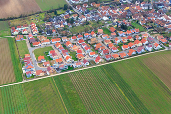 Aerial view of New development area Fischlinger Straße in Essingen in the state Rhineland-Palatinate, Germany